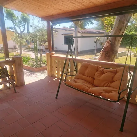 Nina's House, 3 Nyaraló