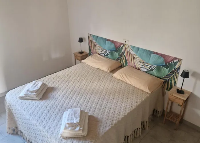 בית נופש Nina's House, 3 Santa Caterina Dello Ionio Marina
